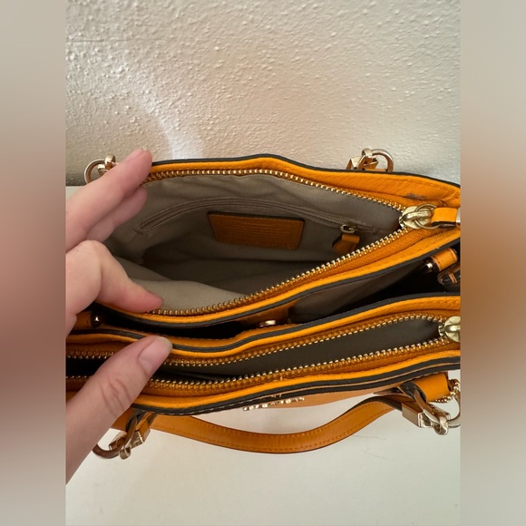 Coach | Handbag / Crossbody option - Picture 10 of 15